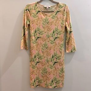 Super cute tropical vacay dress -adorable with flip flops on a chilly summer day